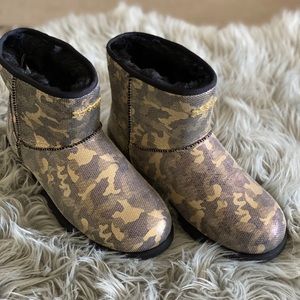 COPY - Juicy Couture Glitter Camo Boots